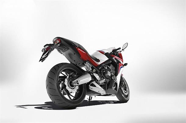 هوندا CBR650F برای سال 2014 به بازار می‌آید